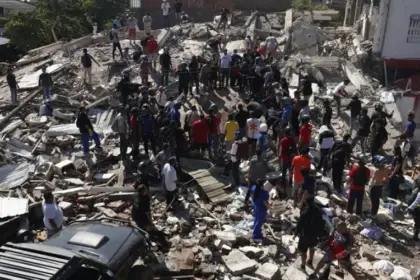 Colombia: suben a 285 los fallecidos tras el devastador terremoto