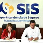 SIS y UNIBE firman alianza para profesionalizar el sector asegurador