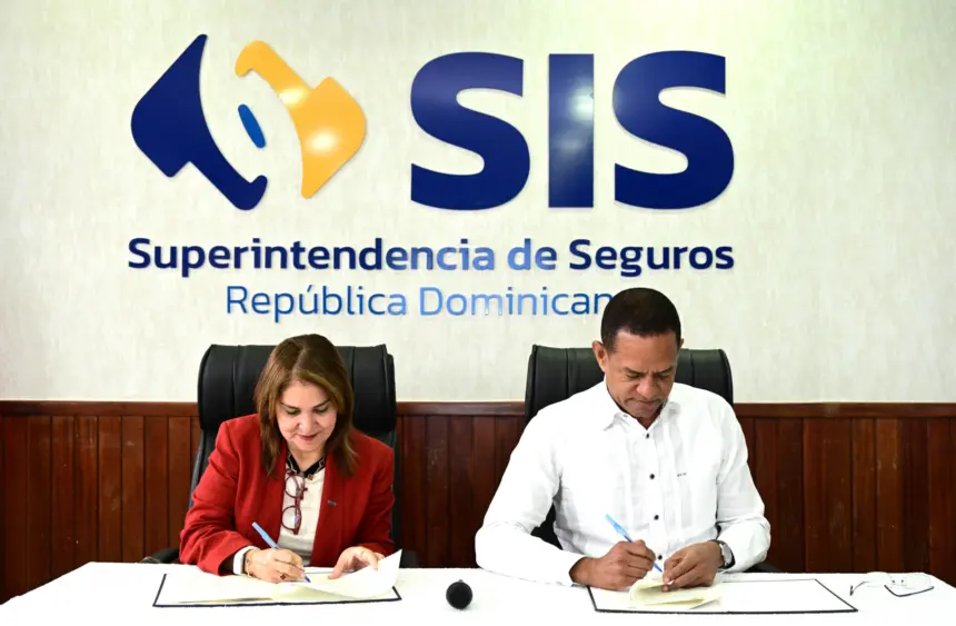 SIS y UNIBE firman alianza para profesionalizar el sector asegurador