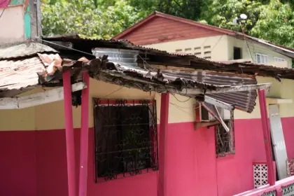 Bomberos de Pedro Brand operan en condiciones críticas y de deterioro