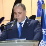 George Richardson asume presidencia del CODIA con promesa de transparencia