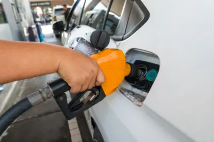 Suben RD$3.00 a gasolina y gasoil regular en República Dominicana