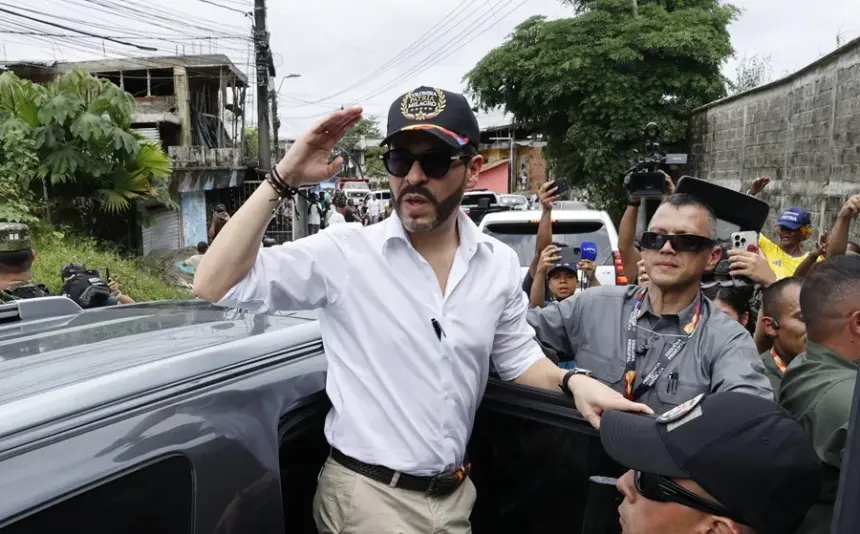Abelardo de la Espriella propone Plan Marshall para reconstruir Chocó