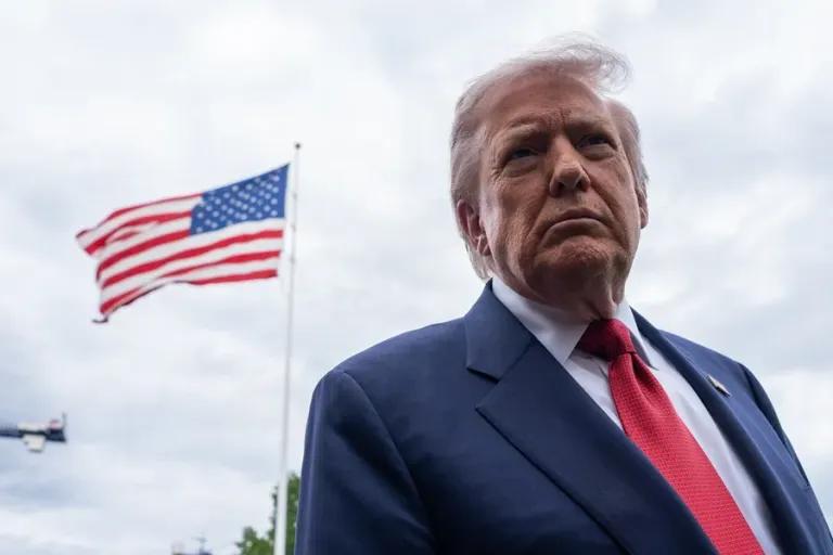 Trump planea declarar el estrecho de Ormuz territorio de Estados Unidos