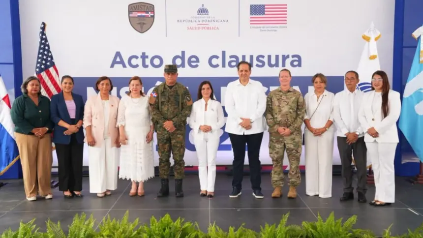 Misión Amistad 2026 brinda asistencia médica a 1,900 personas en La Vega