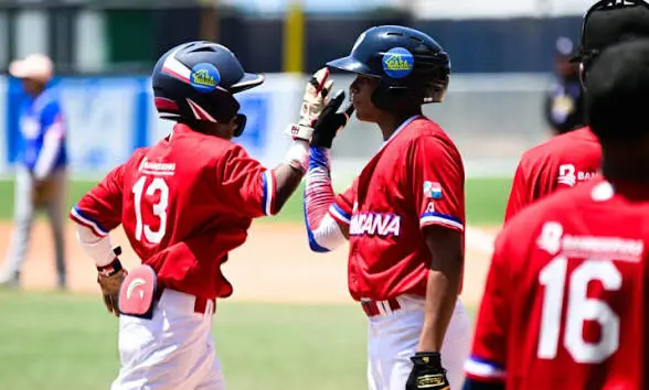 Juan Soto motiva a los niños dominicanos en la Serie del Caribe Kids