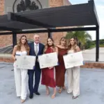 Sobreviviente de terremoto en Colombia llora la pérdida de su familia