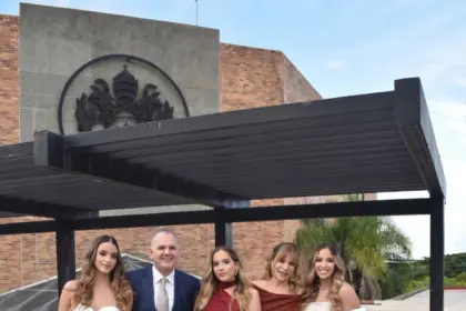 Sobreviviente de terremoto en Colombia llora la pérdida de su familia