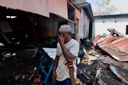 Tragedia en Indonesia: Terremoto de 7.7 deja 53 muertos y 135 heridos