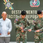 Ejército entrega destacamentos remozados en El Higuerito y Navarrete