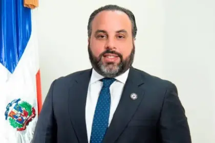 Julio Peña Guzmán es designado nuevo presidente de la Junta de Aviación Civil