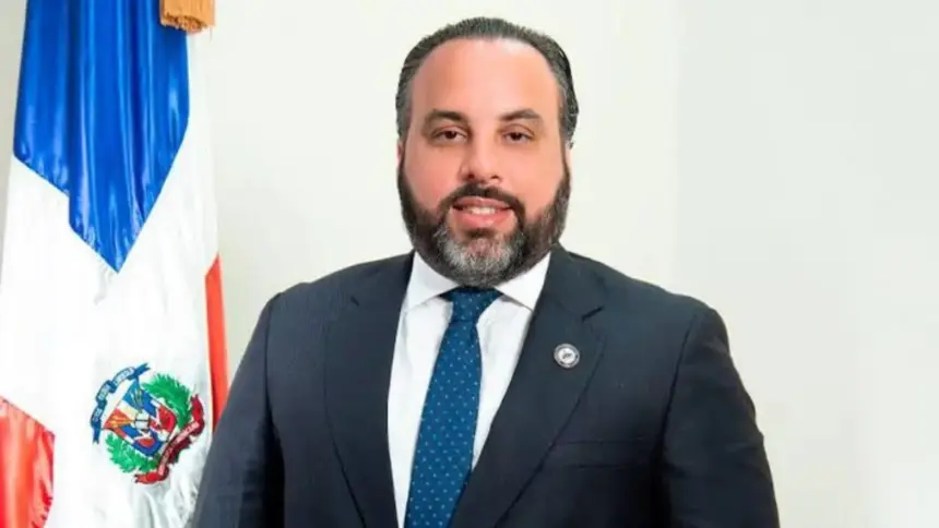 Julio Peña Guzmán es designado nuevo presidente de la Junta de Aviación Civil