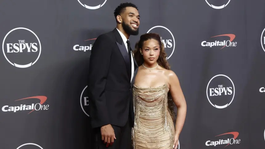 Karl-Anthony Towns y Jordyn Woods celebran su boda de lujo en Malibú