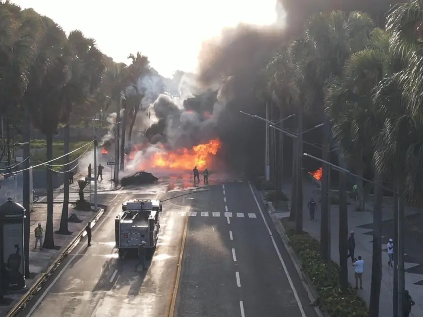 Tragedia en el Malecón: Dos muertos tras incendio de camión combustible