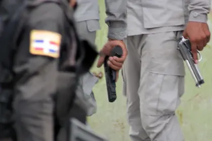 Un muerto y un herido tras enfrentamiento policial por robo en Jacagua