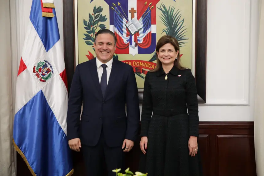 Jean Luis Rodríguez asume como nuevo ministro del MIVHED en RD