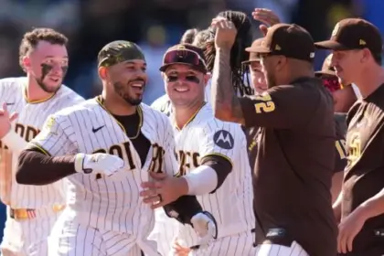 MLB aprueba venta de los Padres de San Diego a José E. Feliciano 13 MLB aprueba venta de los Padres de San Diego a José E. Feliciano
