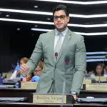 Bray Vargas destaca alta productividad legislativa con 52 iniciativas
