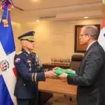 Nuevo mando en la Policía Nacional: Ernesto Rodríguez asume el liderazgo