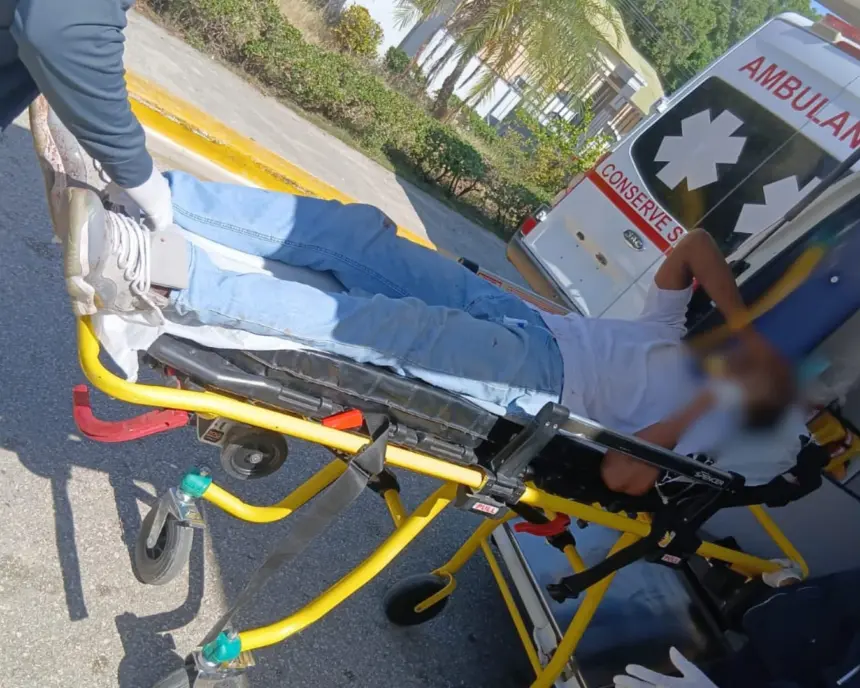 Accidente de vehículos de Migración en San Juan deja seis personas heridas
