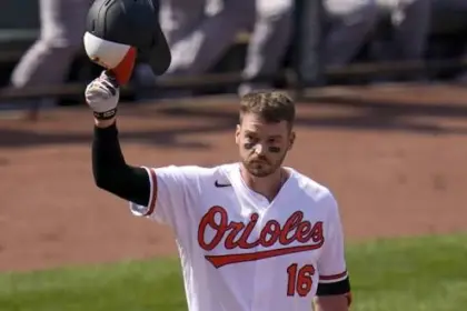Trey Mancini anuncia su retiro oficial del béisbol tras inspiradora carrera