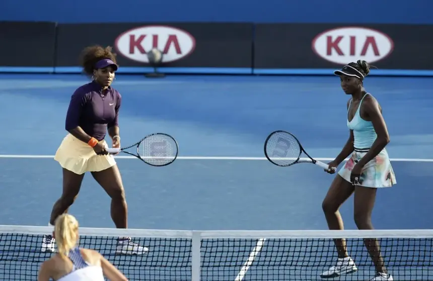 Regreso de las hermanas Williams: emotiva derrota en dobles tras cuatro años