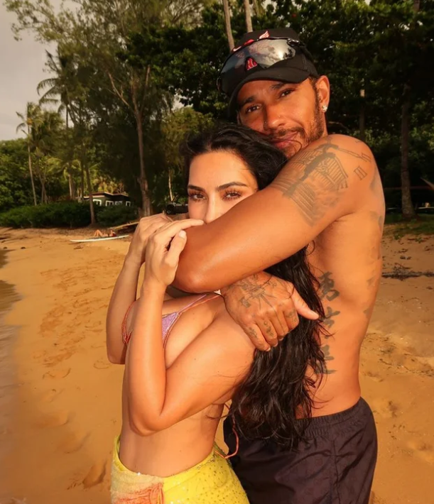 Kim Kardashian y Lewis Hamilton presumen sus románticas vacaciones en Hawái