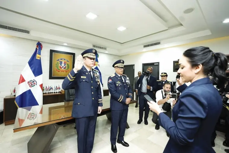 Ernesto Rodríguez García promete profundizar la reforma de la Policía Nacional