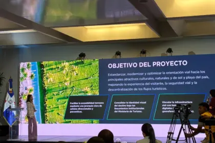 RD Vial reforzará seguridad y alumbrado solar en carreteras dominicanas