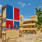 SDE inaugura más de 60 nuevas aulas para el año escolar 2026-2027