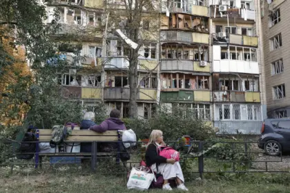 Ataque ruso en Kiev deja 15 muertos y 39 heridos tras bombardeo masivo