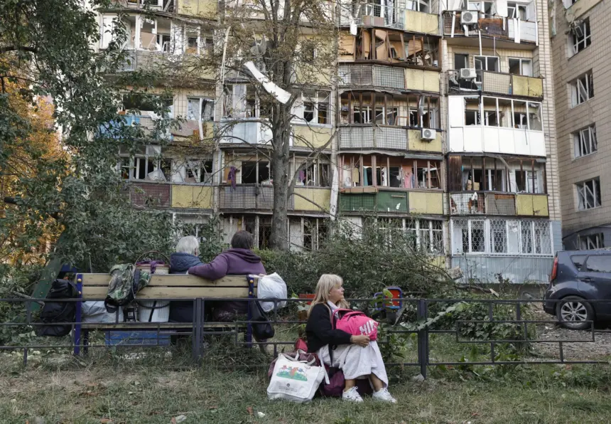 Ataque ruso en Kiev deja 15 muertos y 39 heridos tras bombardeo masivo