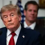 Trump lanza ofensiva económica sin precedentes para aislar a Irán
