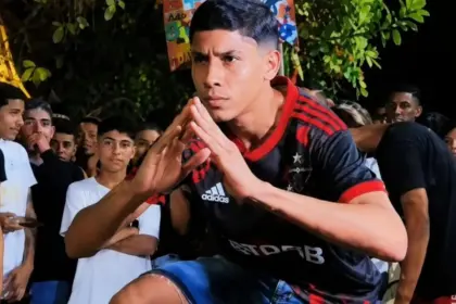 Qué significa farmear aura la tendencia viral que domina las redes
