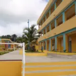 Magisterio denuncia hacinamiento y crisis en escuelas de tanda extendida