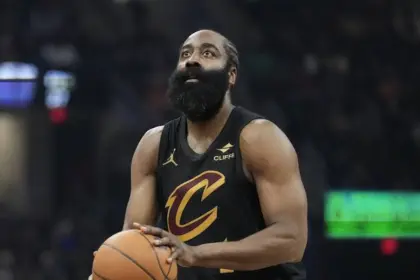 James Harden renueva con Cleveland Cavaliers por 97 millones y tres años