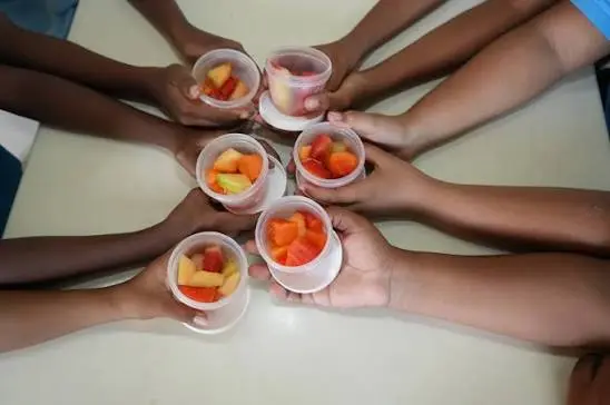 Inabie renovará menú escolar 2026-2027 con sancocho y más alimentos