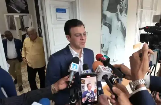 Juan Garrigó Mejía responde a críticas por su apellido en el PRM