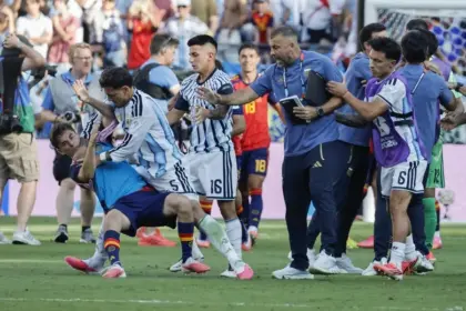 FIFA sanciona a figuras de Argentina y España tras Mundial 2026