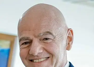 Gianni Infantino llega a RD y Abinader reafirma apoyo al fútbol nacional