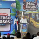 De Camps insta a vigilar la educación dominicana durante todo el año escolar