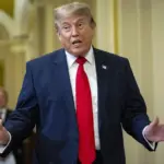 Trump asegura que Irán colapsa ante nuevas sanciones de Estados Unidos