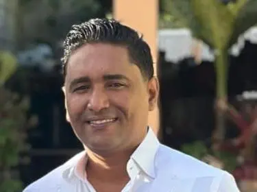 Janser Martínez propone a Abinader recorrido nacional para mostrar obras