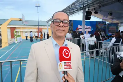 MINERD regula uso de celulares en escuelas para fines pedagógicos
