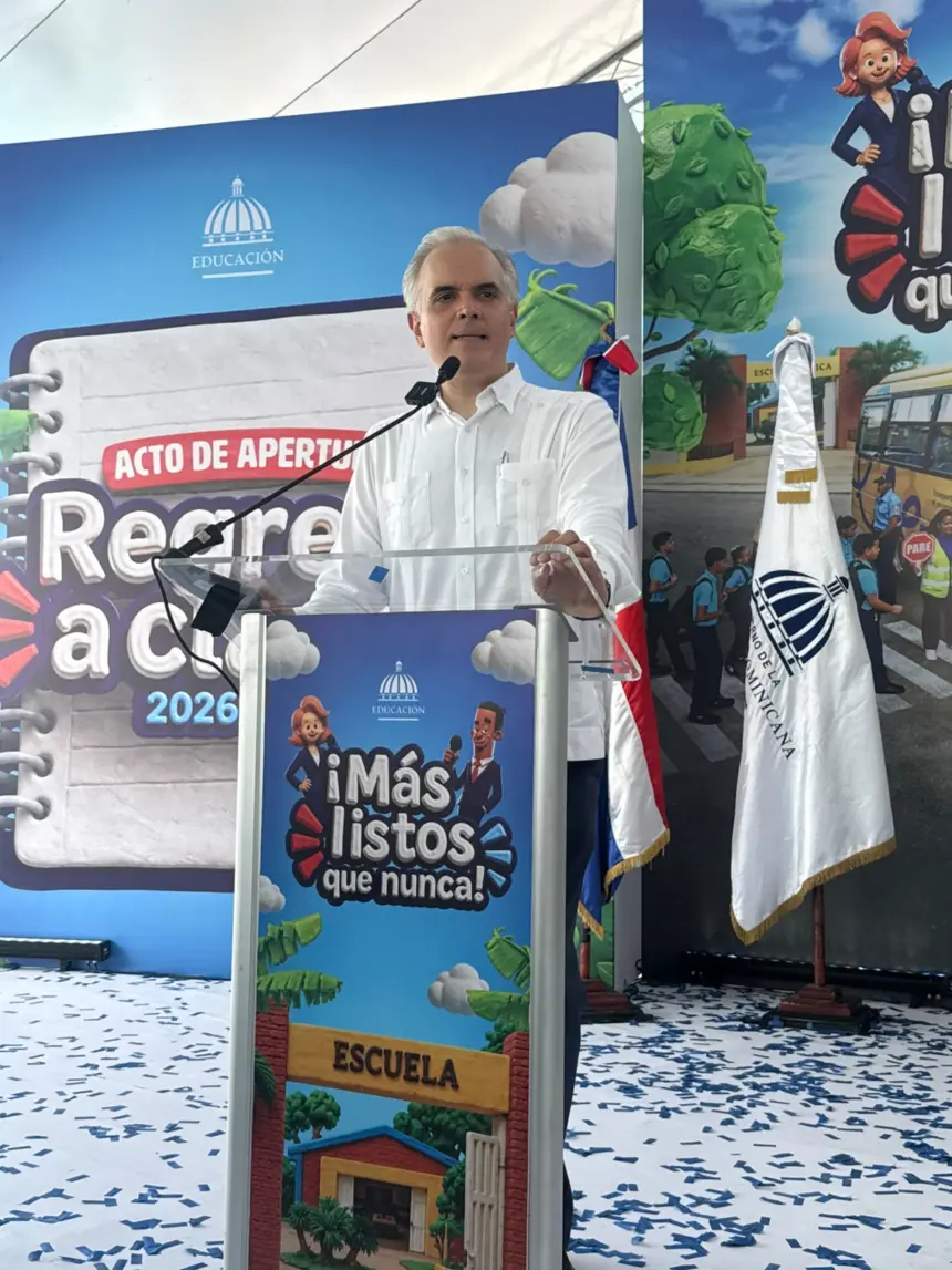 De Camps niega que extranjeros causen falta de cupos en escuelas públicas