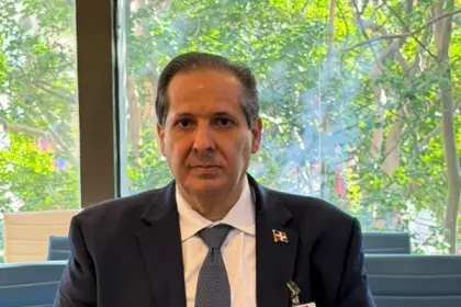 Víctor Atallah expone avances del sistema de salud de RD en Washington