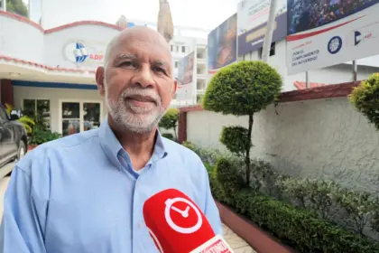 ADP denuncia crisis en 42 escuelas por falta de personal y aulas dañadas