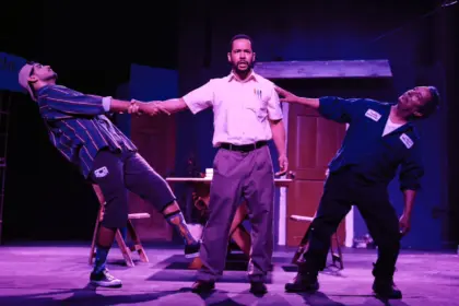 Obra Solos cierra temporada exitosa abordando la salud mental masculina