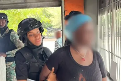 Migración detiene a 24 haitianos en operativos en Santo Domingo Este