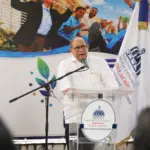 Santos Badía impulsa reforma educativa y lanza 10,000 becas nacionales